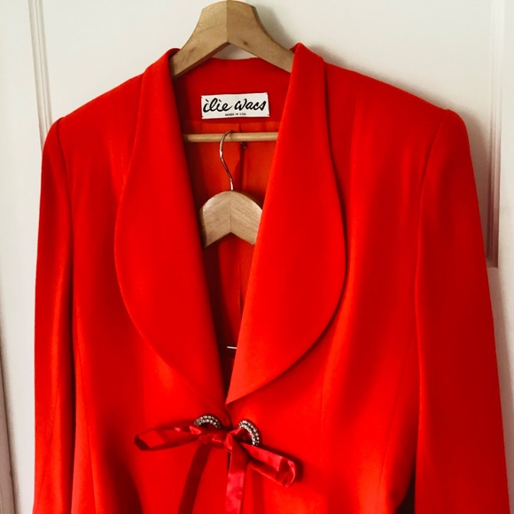 VTG Designer ilie Wacs Red Skirt Suit Rhinestone Tie Front Blazer Size 10 USA - Picture 2 of 14